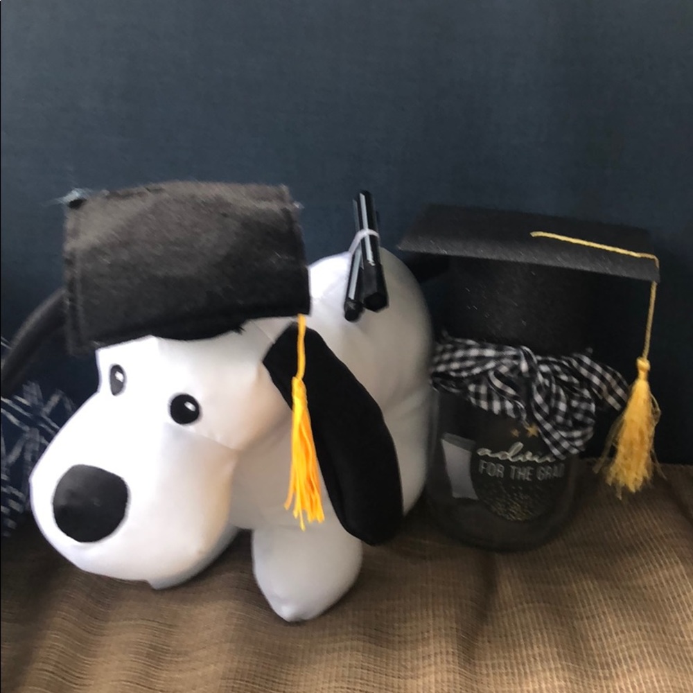 Graduate signature dog & graduate advice jar